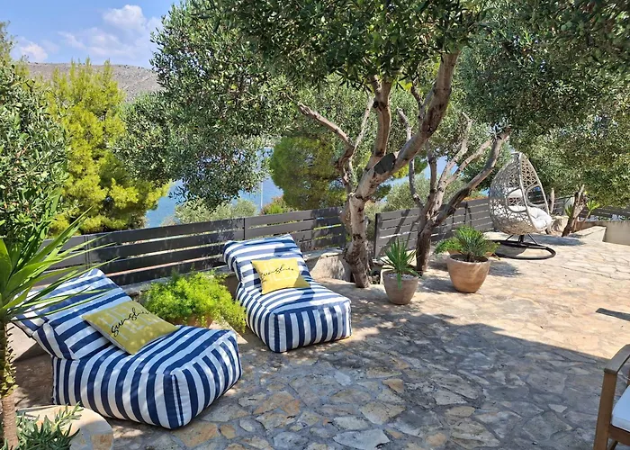 Villa Gjardini - Sparadici